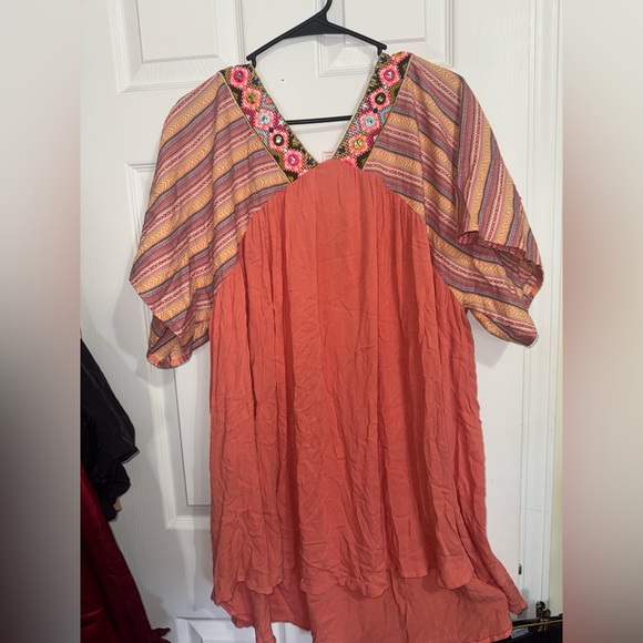 Velzera Coral and Pink Embroidered Tunic - Picture 5 of 5